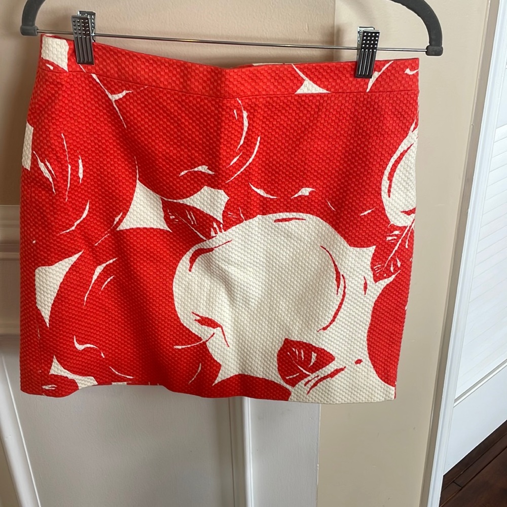 J Crew, Aize 6, coral and cream short pencil skirt, textured material